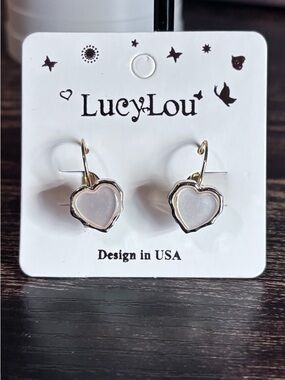 Gold Heart Drop Earrings with‎ White Center Inlay